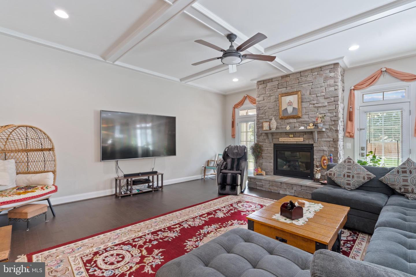 7018 CENTREVILLE RD, CENTREVILLE, Virginia 20121, 5 Bedrooms Bedrooms, ,5 BathroomsBathrooms,Residential,For sale,7018 CENTREVILLE RD,VAFX2238226 MLS # VAFX2238226