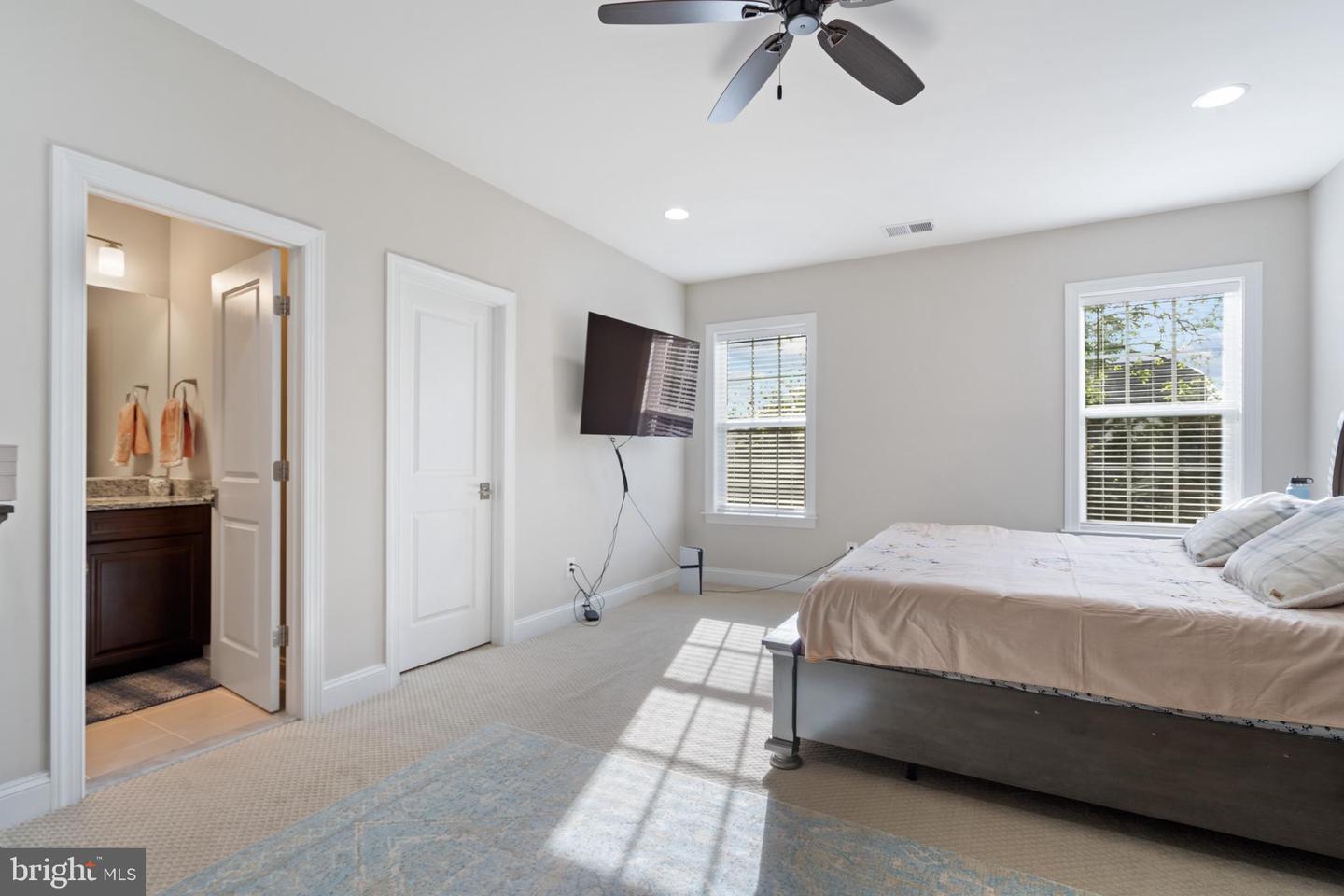 7018 CENTREVILLE RD, CENTREVILLE, Virginia 20121, 5 Bedrooms Bedrooms, ,5 BathroomsBathrooms,Residential,For sale,7018 CENTREVILLE RD,VAFX2238226 MLS # VAFX2238226