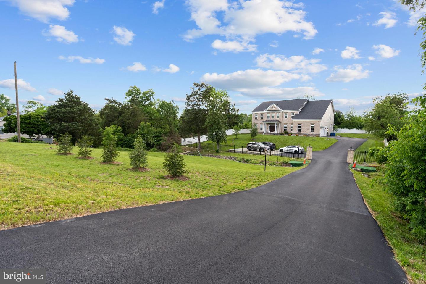 7018 CENTREVILLE RD, CENTREVILLE, Virginia 20121, 5 Bedrooms Bedrooms, ,5 BathroomsBathrooms,Residential,For sale,7018 CENTREVILLE RD,VAFX2238226 MLS # VAFX2238226