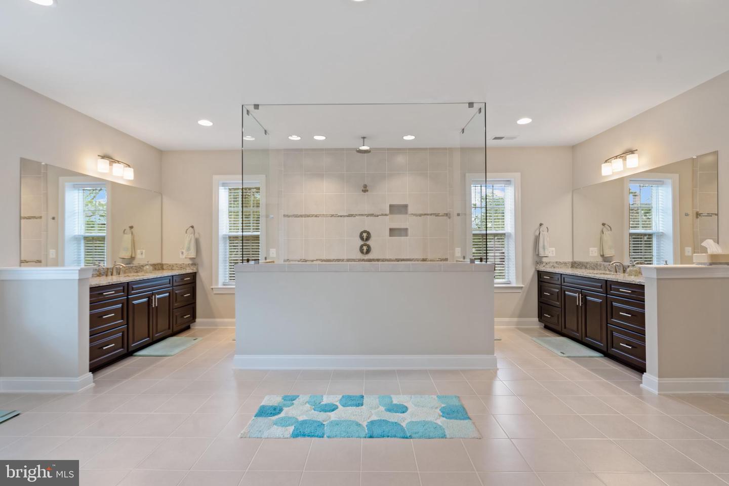 7018 CENTREVILLE RD, CENTREVILLE, Virginia 20121, 5 Bedrooms Bedrooms, ,5 BathroomsBathrooms,Residential,For sale,7018 CENTREVILLE RD,VAFX2238226 MLS # VAFX2238226