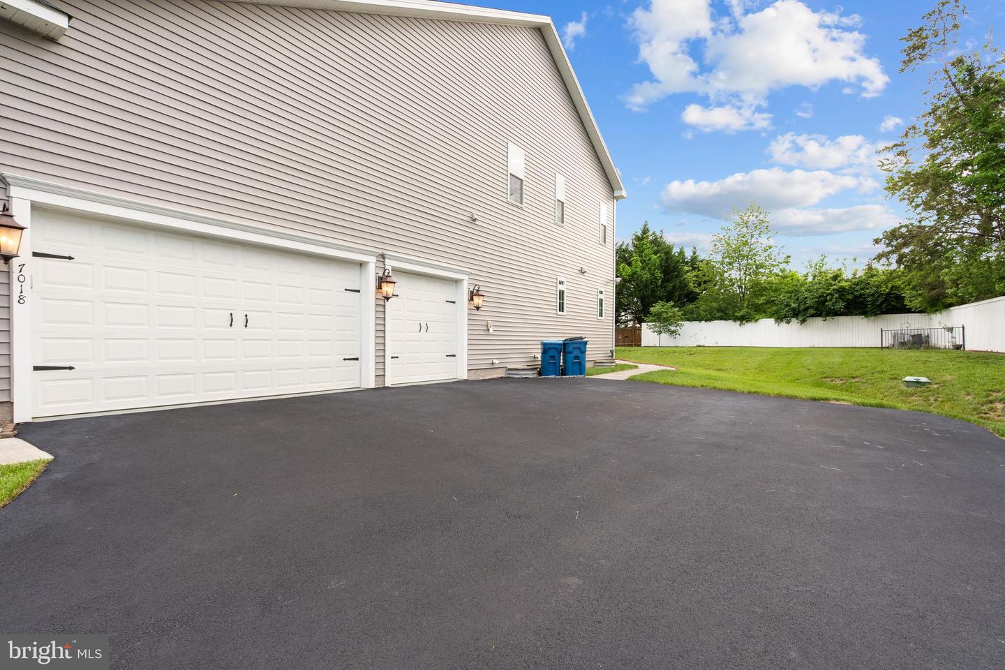 7018 CENTREVILLE RD, CENTREVILLE, Virginia 20121, 5 Bedrooms Bedrooms, ,5 BathroomsBathrooms,Residential,For sale,7018 CENTREVILLE RD,VAFX2238226 MLS # VAFX2238226