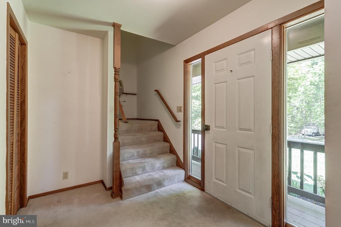 120 LAKEWOOD CIRCLE, MINERAL, Virginia 23117, 3 Bedrooms Bedrooms, 11 Rooms Rooms,2 BathroomsBathrooms,Residential,For sale,120 LAKEWOOD CIRCLE,VALA2007784 MLS # VALA2007784