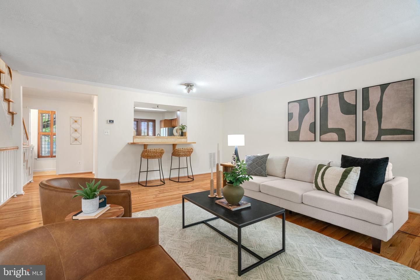 37 S FLOYD ST, ALEXANDRIA, Virginia 22304, 3 Bedrooms Bedrooms, ,2 BathroomsBathrooms,Residential,For sale,37 S FLOYD ST,VAAX2044886 MLS # VAAX2044886