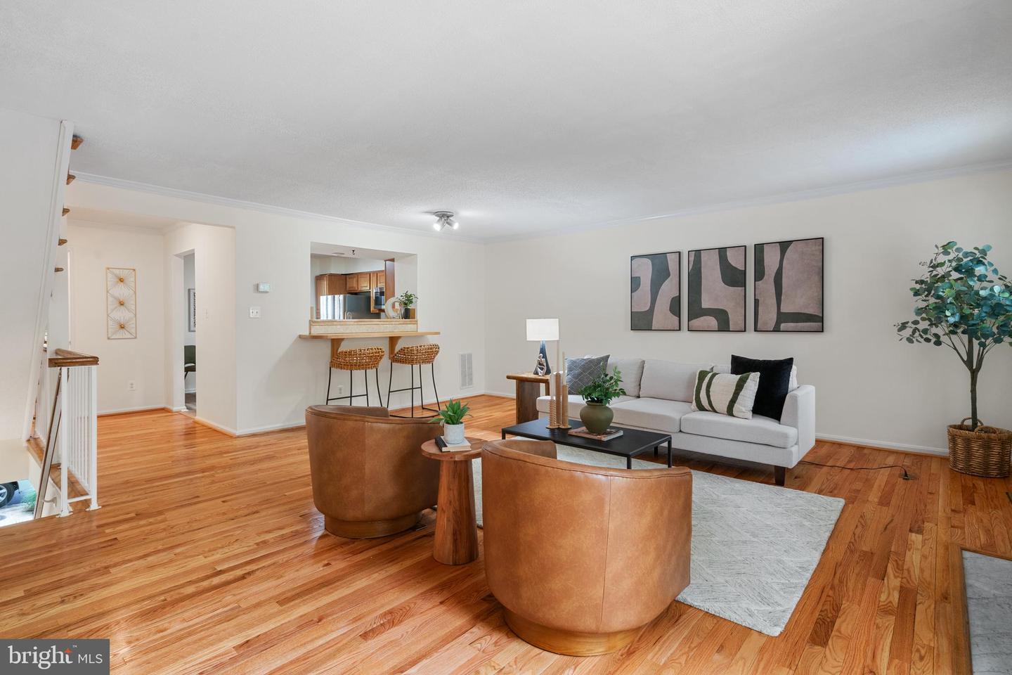 37 S FLOYD ST, ALEXANDRIA, Virginia 22304, 3 Bedrooms Bedrooms, ,2 BathroomsBathrooms,Residential,For sale,37 S FLOYD ST,VAAX2044886 MLS # VAAX2044886
