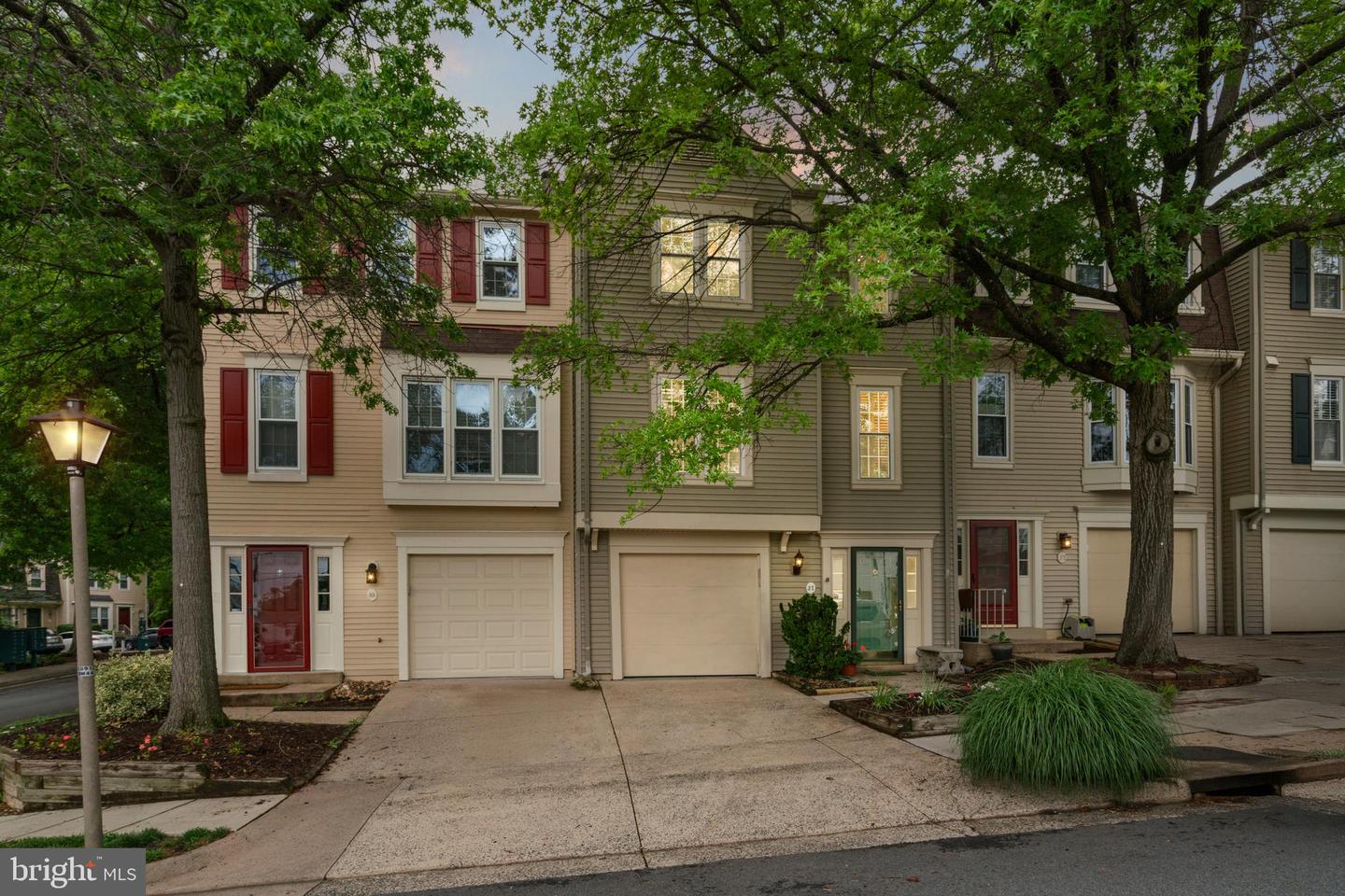 37 S FLOYD ST, ALEXANDRIA, Virginia 22304, 3 Bedrooms Bedrooms, ,2 BathroomsBathrooms,Residential,For sale,37 S FLOYD ST,VAAX2044886 MLS # VAAX2044886