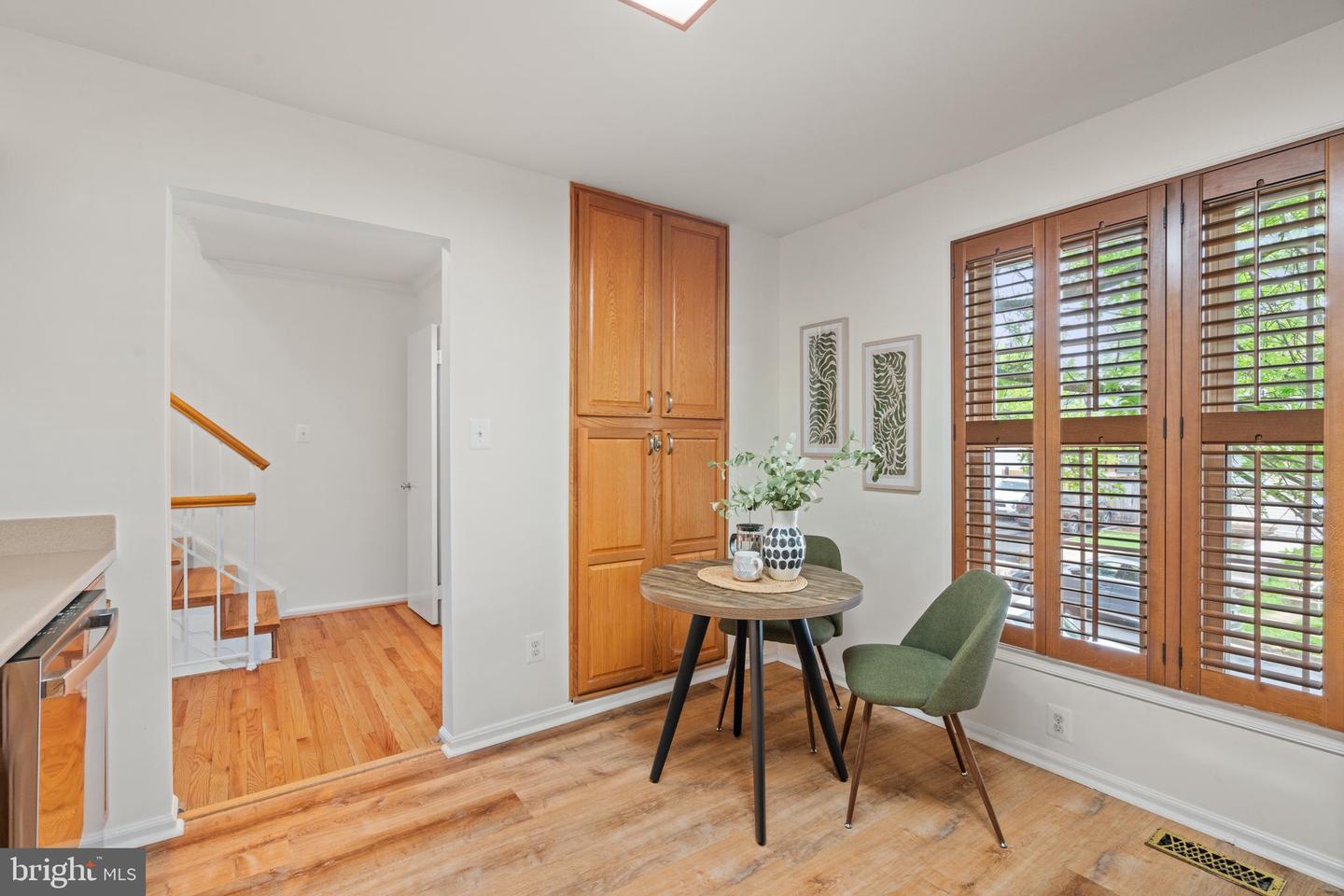 37 S FLOYD ST, ALEXANDRIA, Virginia 22304, 3 Bedrooms Bedrooms, ,2 BathroomsBathrooms,Residential,For sale,37 S FLOYD ST,VAAX2044886 MLS # VAAX2044886