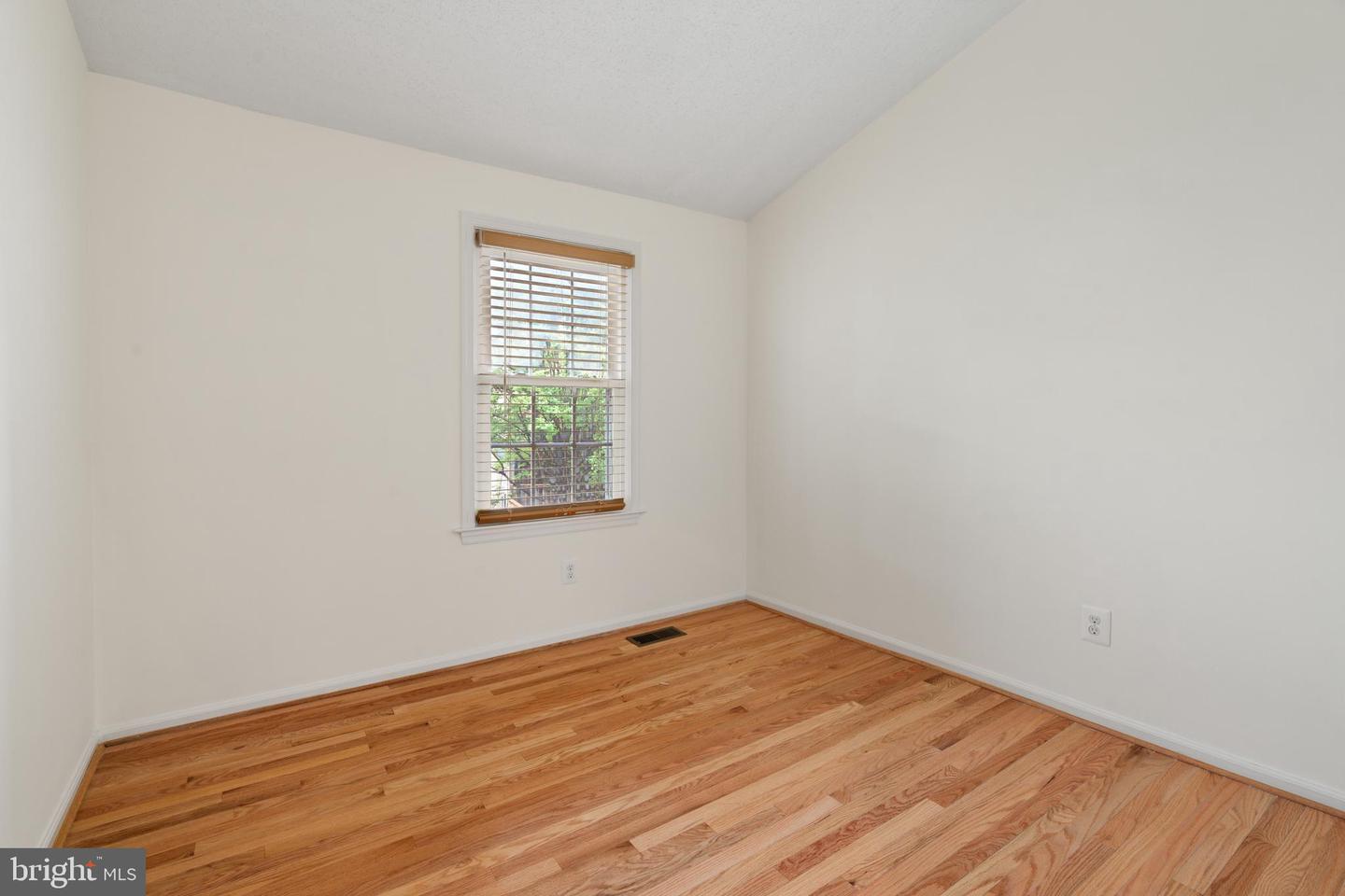 37 S FLOYD ST, ALEXANDRIA, Virginia 22304, 3 Bedrooms Bedrooms, ,2 BathroomsBathrooms,Residential,For sale,37 S FLOYD ST,VAAX2044886 MLS # VAAX2044886