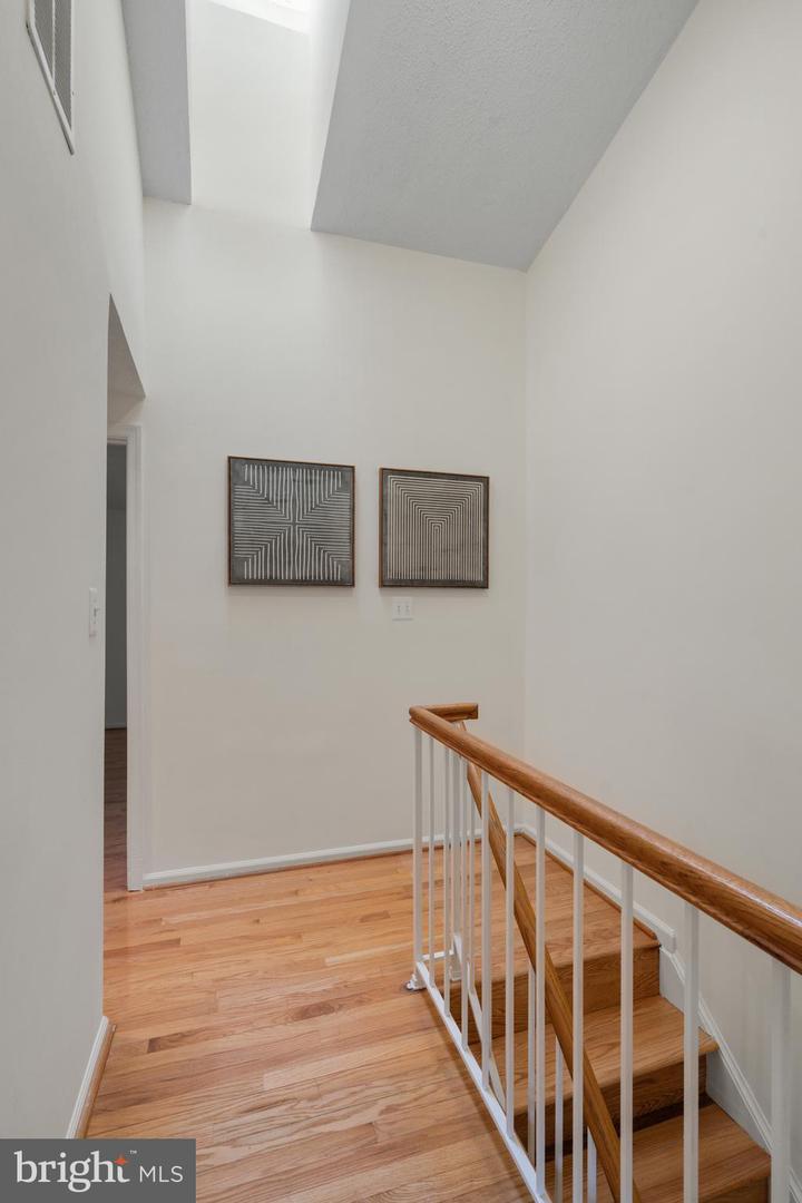 37 S FLOYD ST, ALEXANDRIA, Virginia 22304, 3 Bedrooms Bedrooms, ,2 BathroomsBathrooms,Residential,For sale,37 S FLOYD ST,VAAX2044886 MLS # VAAX2044886