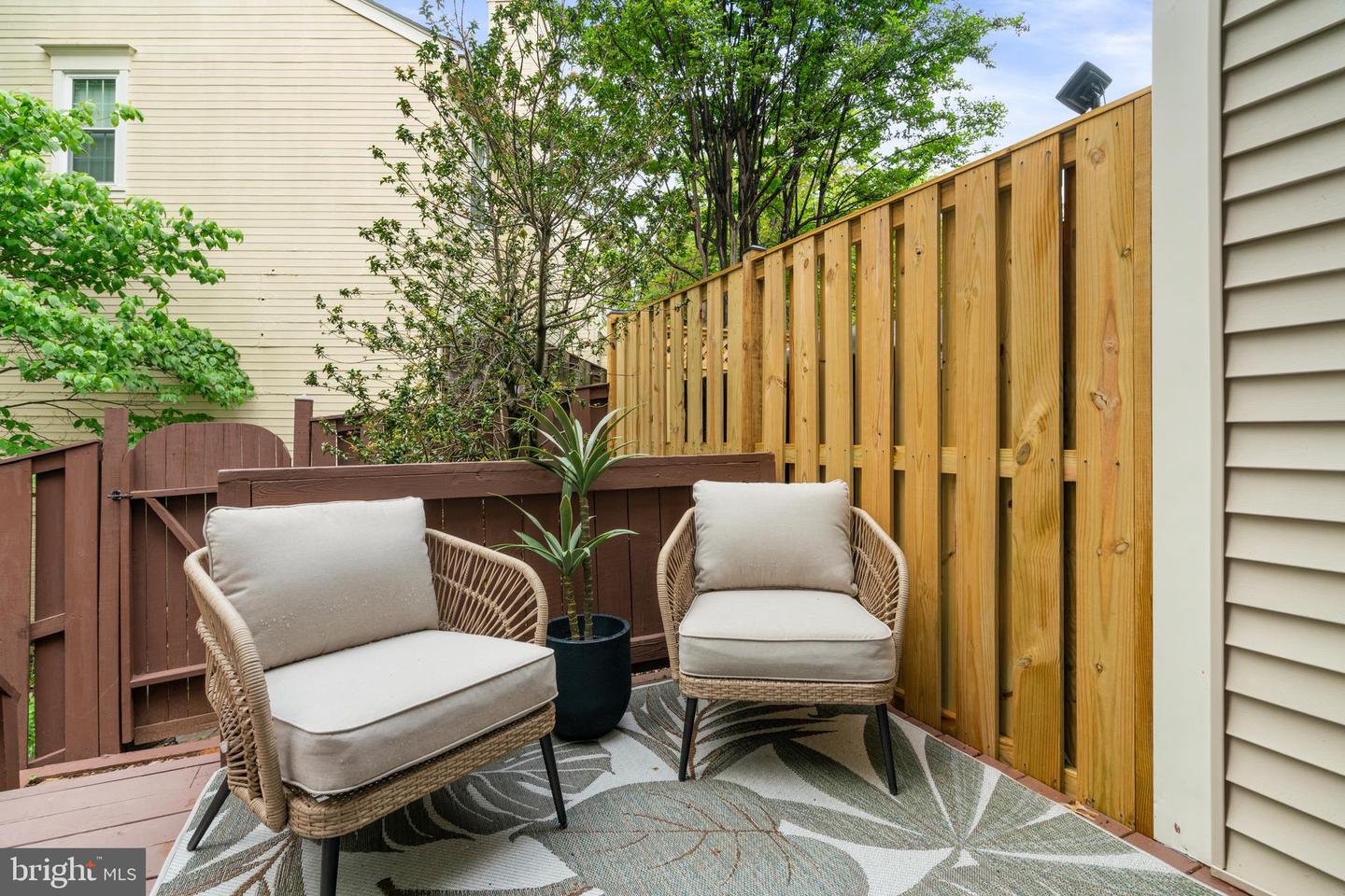 37 S FLOYD ST, ALEXANDRIA, Virginia 22304, 3 Bedrooms Bedrooms, ,2 BathroomsBathrooms,Residential,For sale,37 S FLOYD ST,VAAX2044886 MLS # VAAX2044886
