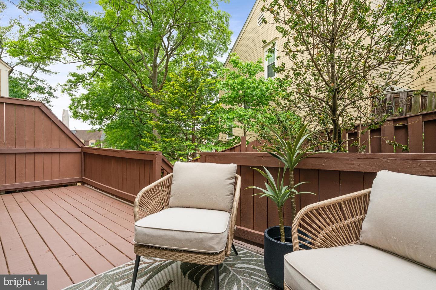 37 S FLOYD ST, ALEXANDRIA, Virginia 22304, 3 Bedrooms Bedrooms, ,2 BathroomsBathrooms,Residential,For sale,37 S FLOYD ST,VAAX2044886 MLS # VAAX2044886