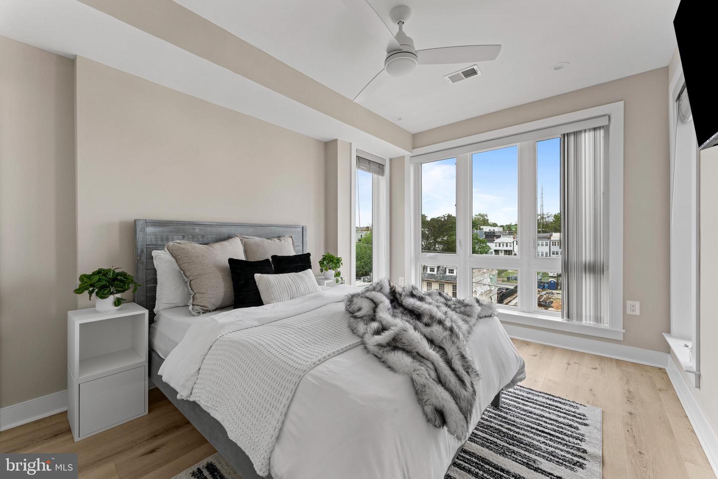 818 KENNEDY ST NW #9, WASHINGTON, District Of Columbia 20011, 2 Bedrooms Bedrooms, ,1 BathroomBathrooms,Residential,For sale,818 KENNEDY ST NW #9,DCDC2198812 MLS # DCDC2198812