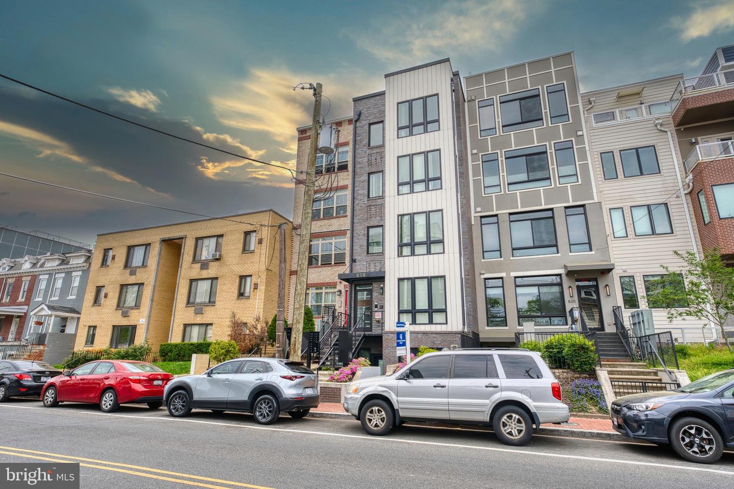 818 KENNEDY ST NW #9, WASHINGTON, District Of Columbia 20011, 2 Bedrooms Bedrooms, ,1 BathroomBathrooms,Residential,For sale,818 KENNEDY ST NW #9,DCDC2198812 MLS # DCDC2198812