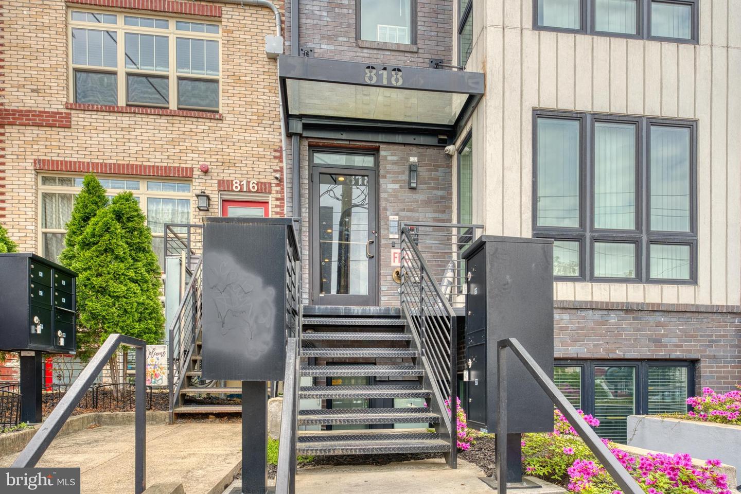 818 KENNEDY ST NW #9, WASHINGTON, District Of Columbia 20011, 2 Bedrooms Bedrooms, ,1 BathroomBathrooms,Residential,For sale,818 KENNEDY ST NW #9,DCDC2198812 MLS # DCDC2198812