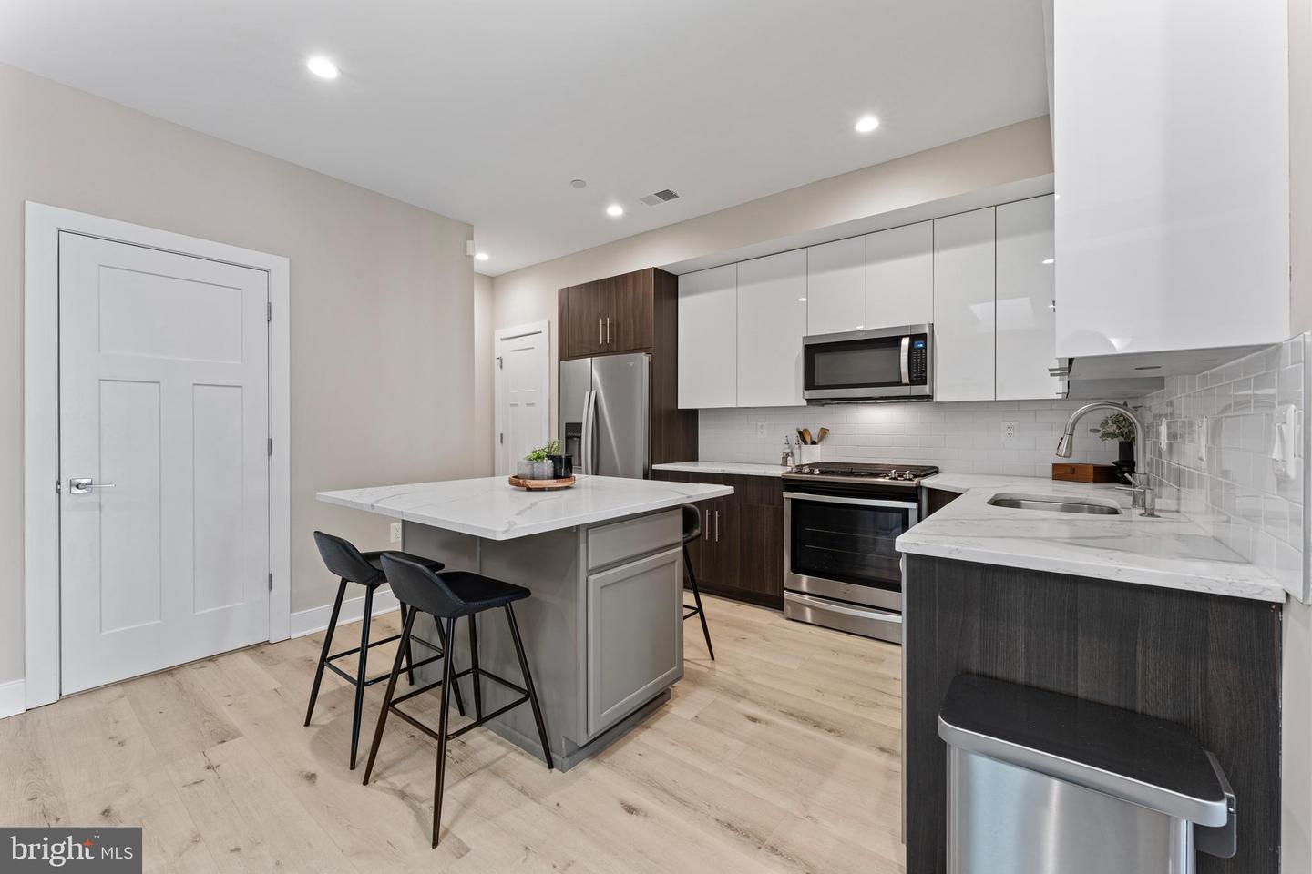 818 KENNEDY ST NW #9, WASHINGTON, District Of Columbia 20011, 2 Bedrooms Bedrooms, ,1 BathroomBathrooms,Residential,For sale,818 KENNEDY ST NW #9,DCDC2198812 MLS # DCDC2198812