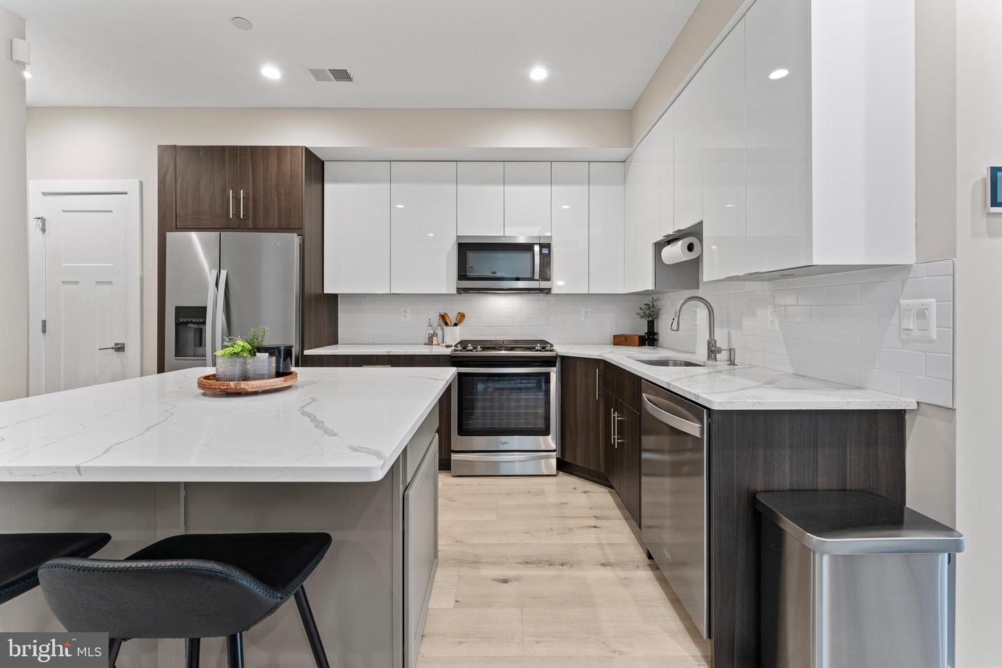 818 KENNEDY ST NW #9, WASHINGTON, District Of Columbia 20011, 2 Bedrooms Bedrooms, ,1 BathroomBathrooms,Residential,For sale,818 KENNEDY ST NW #9,DCDC2198812 MLS # DCDC2198812