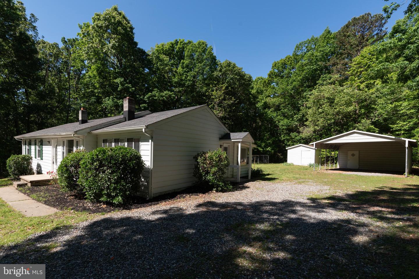 115 THOMASSON RD, LOUISA, Virginia 23093, 3 Bedrooms Bedrooms, ,2 BathroomsBathrooms,Residential,For sale,115 THOMASSON RD,VALA2007790 MLS # VALA2007790