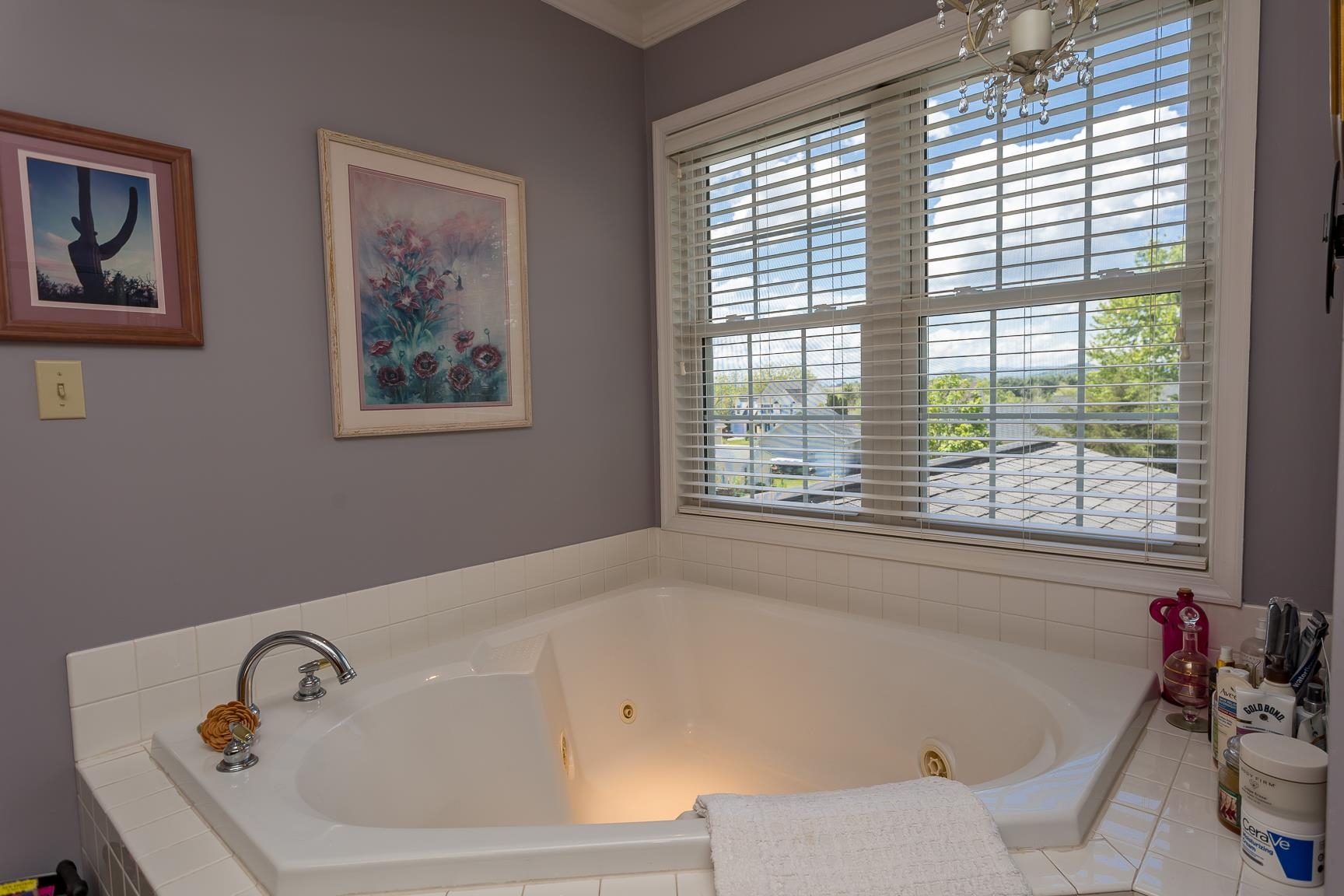 5811 FOXCROFT DR, ROCKINGHAM, Virginia 22801, 4 Bedrooms Bedrooms, ,2 BathroomsBathrooms,Residential,5811 FOXCROFT DR,664362 MLS # 664362