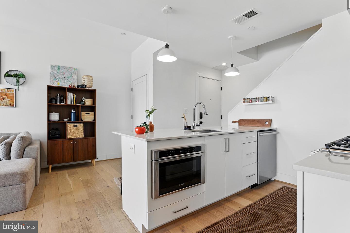 2905 GEORGIA AVE NW #403, WASHINGTON, District Of Columbia 20001, 2 Bedrooms Bedrooms, ,2 BathroomsBathrooms,Residential,For sale,2905 GEORGIA AVE NW #403,DCDC2198894 MLS # DCDC2198894