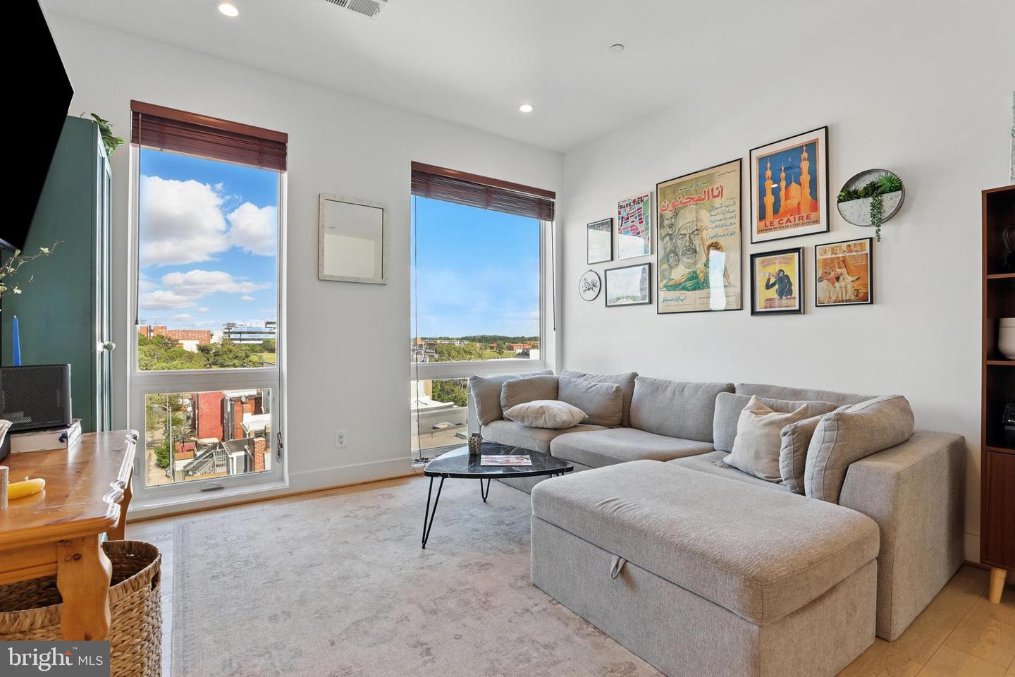 2905 GEORGIA AVE NW #403, WASHINGTON, District Of Columbia 20001, 2 Bedrooms Bedrooms, ,2 BathroomsBathrooms,Residential,For sale,2905 GEORGIA AVE NW #403,DCDC2198894 MLS # DCDC2198894