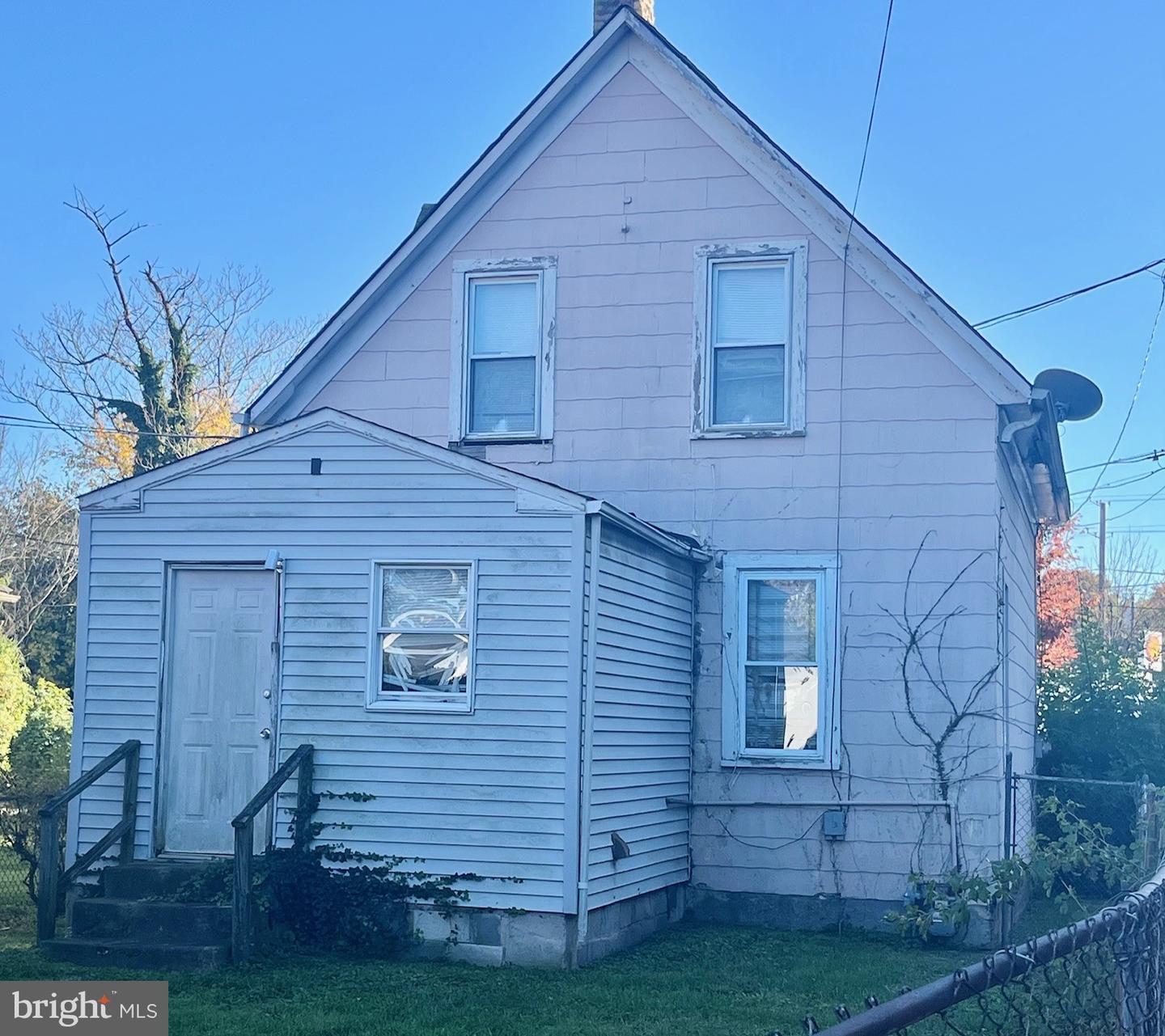 4300 JAY ST NE, WASHINGTON, District Of Columbia 20019, 2 Bedrooms Bedrooms, ,1 BathroomBathrooms,Residential,For sale,4300 JAY ST NE,DCDC2198852 MLS # DCDC2198852