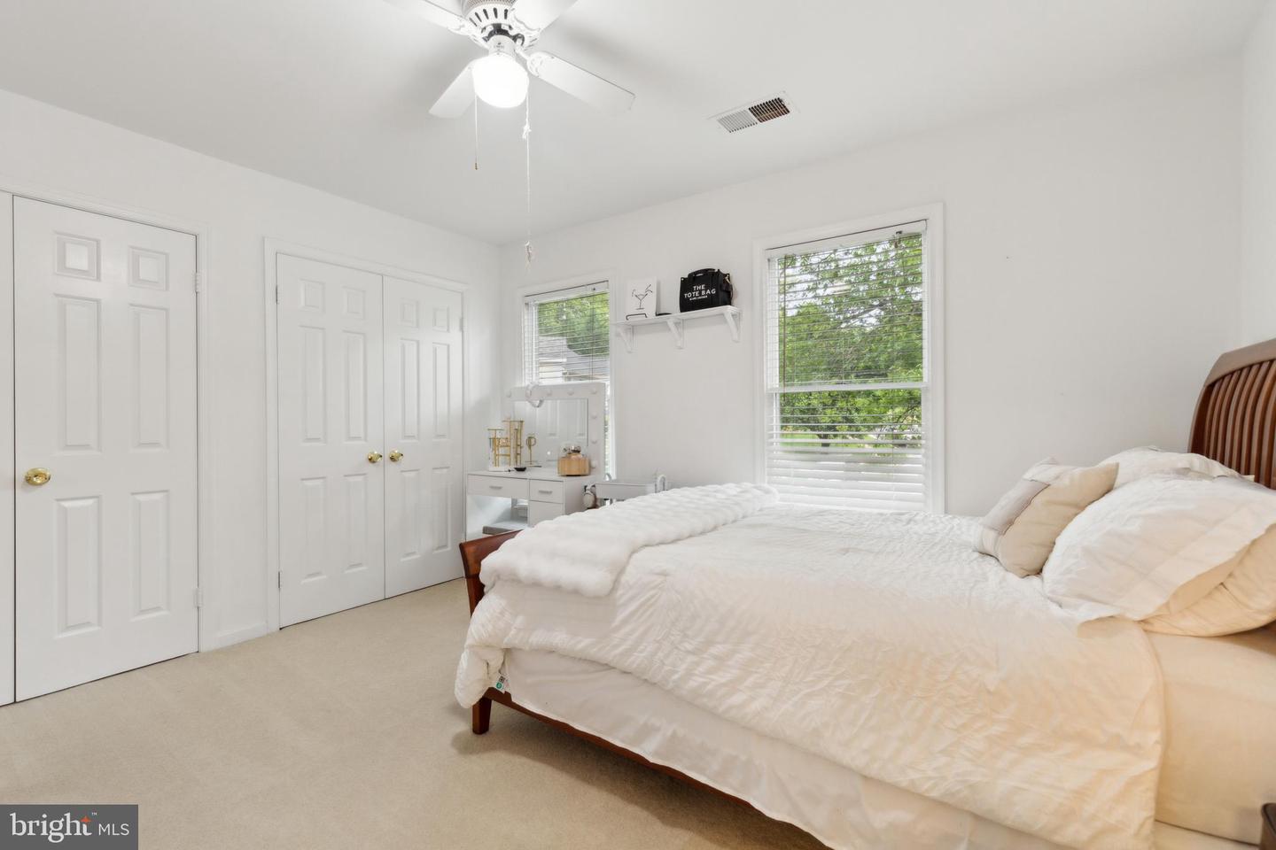6724 PASSAGEWAY PL, BURKE, Virginia 22015, 4 Bedrooms Bedrooms, ,2 BathroomsBathrooms,Residential,For sale,6724 PASSAGEWAY PL,VAFX2238470 MLS # VAFX2238470