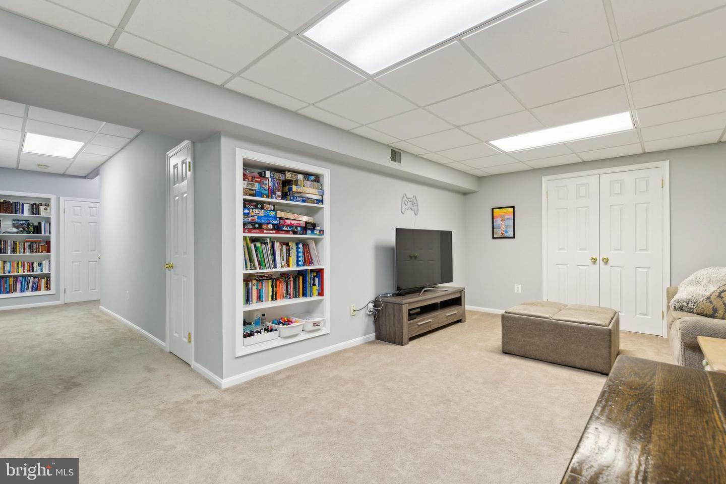 6724 PASSAGEWAY PL, BURKE, Virginia 22015, 4 Bedrooms Bedrooms, ,2 BathroomsBathrooms,Residential,For sale,6724 PASSAGEWAY PL,VAFX2238470 MLS # VAFX2238470