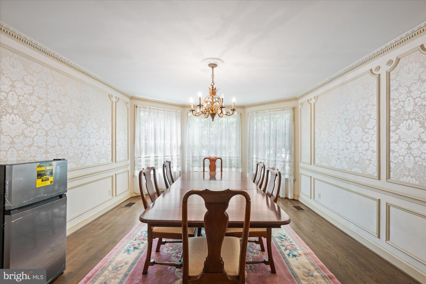 3101 CLEVELAND AVE NW, WASHINGTON, District Of Columbia 20008, 4 Bedrooms Bedrooms, ,2 BathroomsBathrooms,Residential,For sale,3101 CLEVELAND AVE NW,DCDC2198890 MLS # DCDC2198890