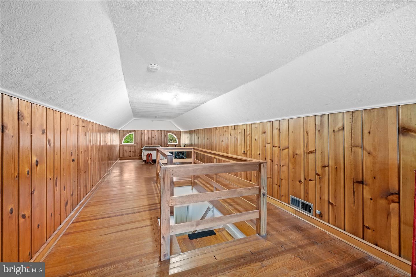 3101 CLEVELAND AVE NW, WASHINGTON, District Of Columbia 20008, 4 Bedrooms Bedrooms, ,2 BathroomsBathrooms,Residential,For sale,3101 CLEVELAND AVE NW,DCDC2198890 MLS # DCDC2198890