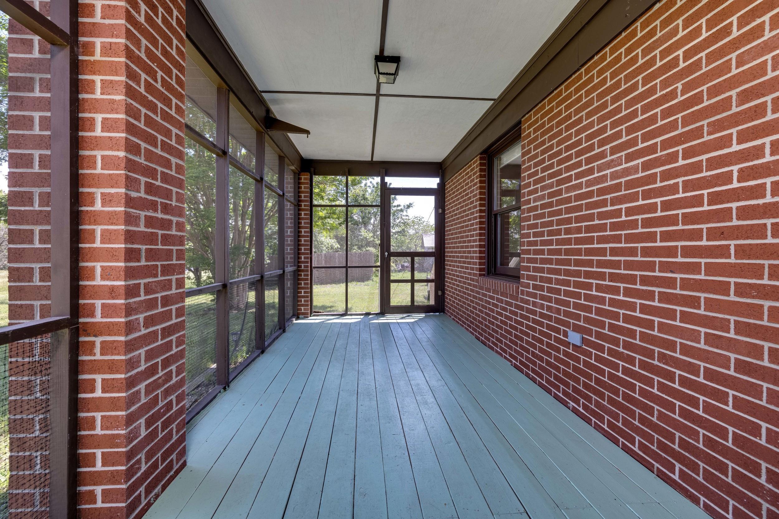 143 WOODLAND CT, LURAY, Virginia 22835, 2 Bedrooms Bedrooms, ,2 BathroomsBathrooms,Residential,143 WOODLAND CT,664368 MLS # 664368