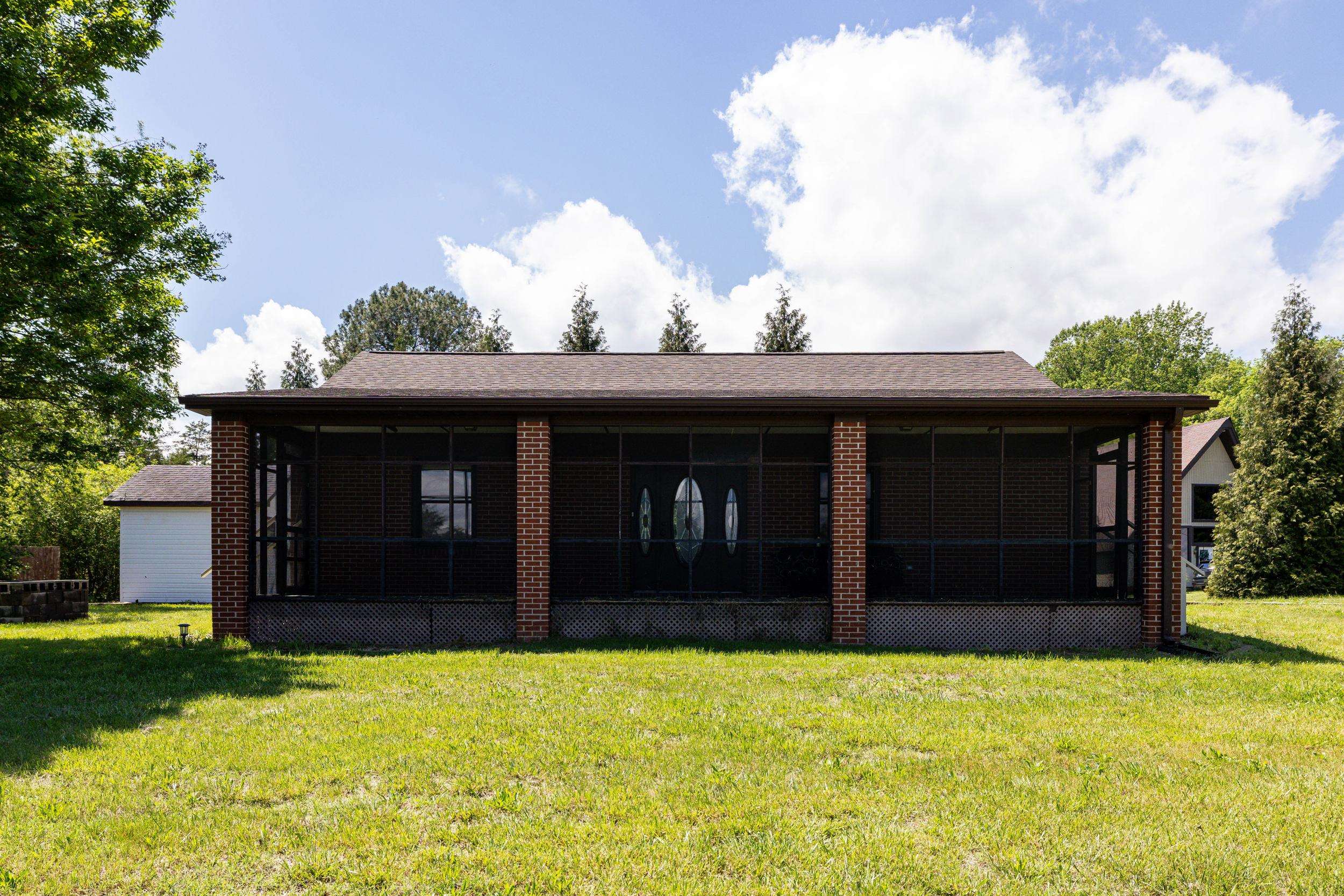 143 WOODLAND CT, LURAY, Virginia 22835, 2 Bedrooms Bedrooms, ,2 BathroomsBathrooms,Residential,143 WOODLAND CT,664368 MLS # 664368