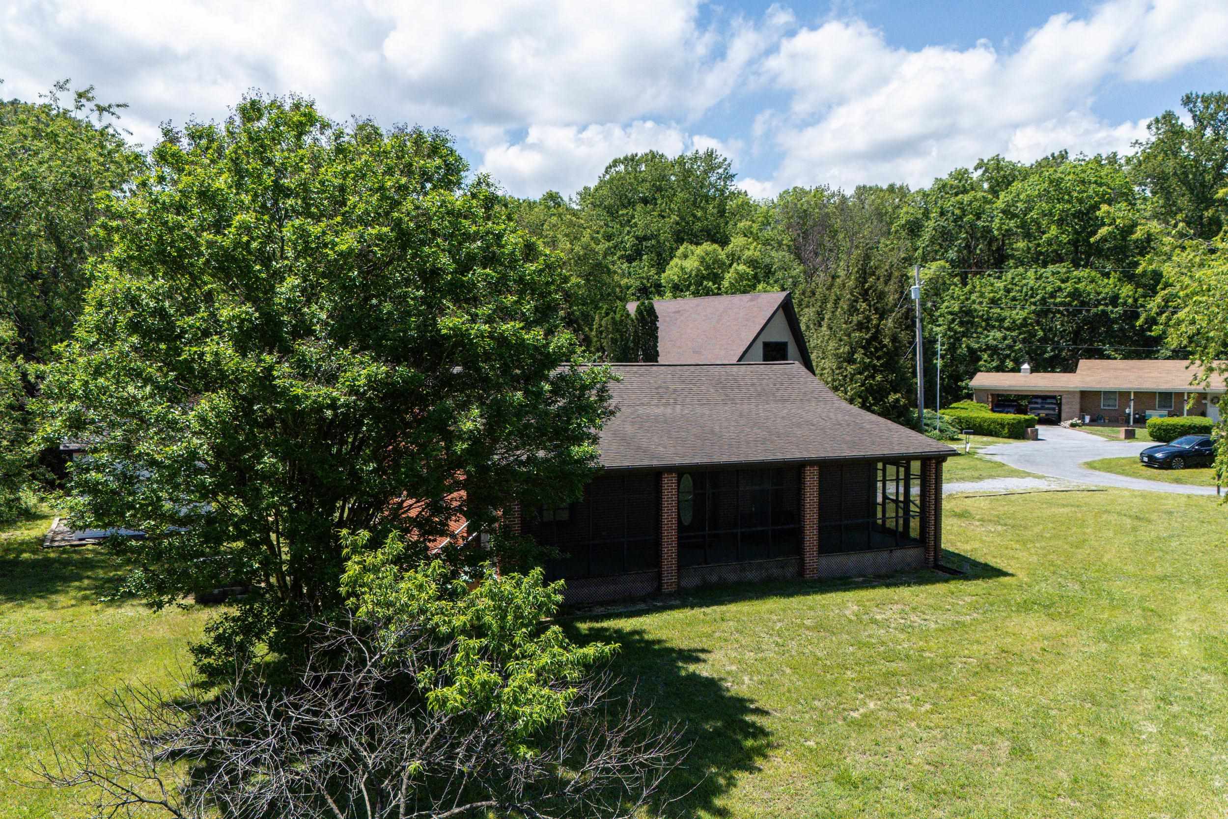 143 WOODLAND CT, LURAY, Virginia 22835, 2 Bedrooms Bedrooms, ,2 BathroomsBathrooms,Residential,143 WOODLAND CT,664368 MLS # 664368