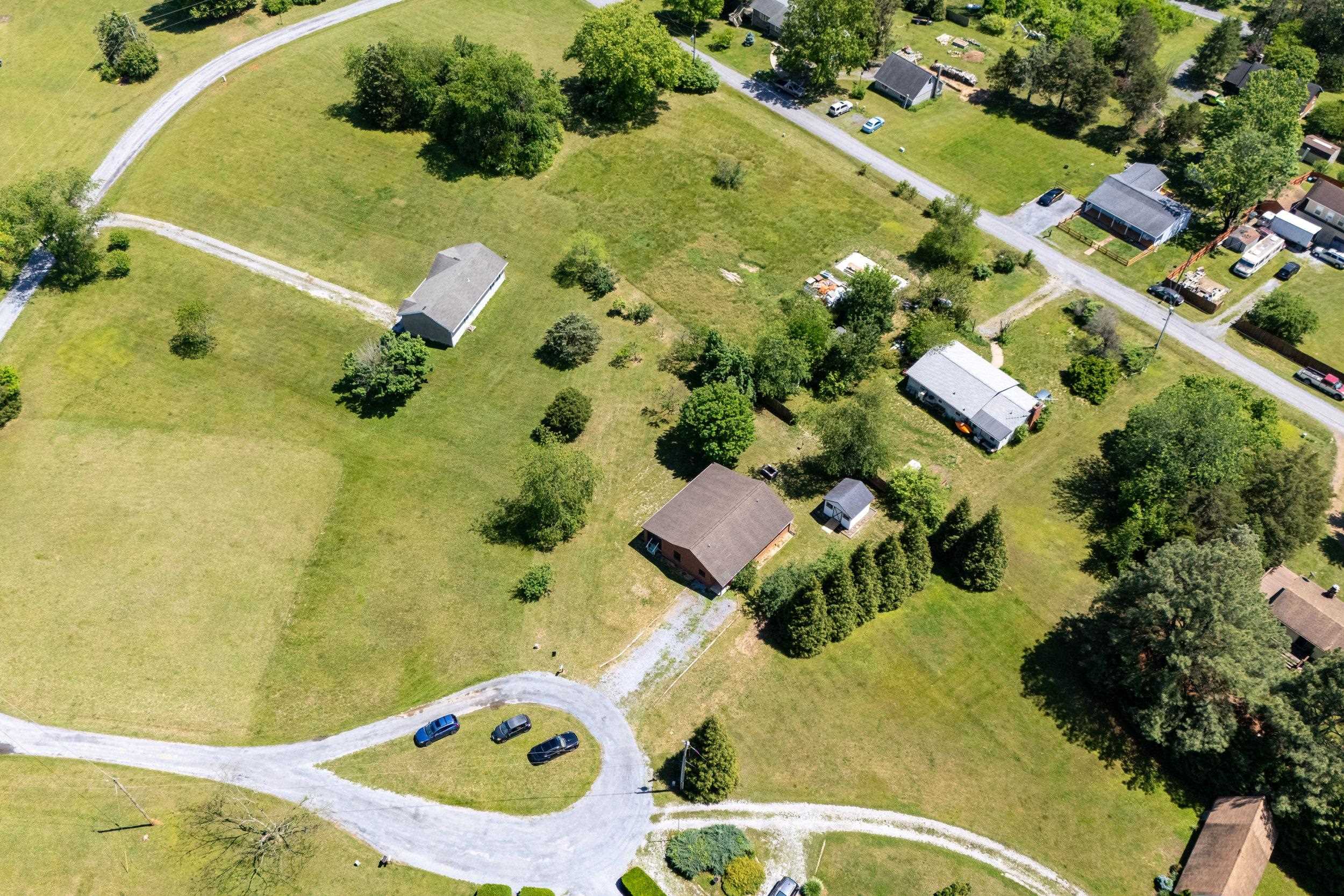 143 WOODLAND CT, LURAY, Virginia 22835, 2 Bedrooms Bedrooms, ,2 BathroomsBathrooms,Residential,143 WOODLAND CT,664368 MLS # 664368