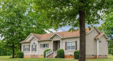2671 WALDROP CHURCH RD, LOUISA, Virginia 23093, 3 Bedrooms Bedrooms, ,2 BathroomsBathrooms,Residential,2671 WALDROP CHURCH RD,664369 MLS # 664369