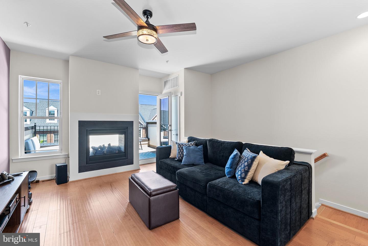 259 CRESCENT STATION TER SE, LEESBURG, Virginia 20175, 3 Bedrooms Bedrooms, ,3 BathroomsBathrooms,Residential,For sale,259 CRESCENT STATION TER SE,VALO2095494 MLS # VALO2095494