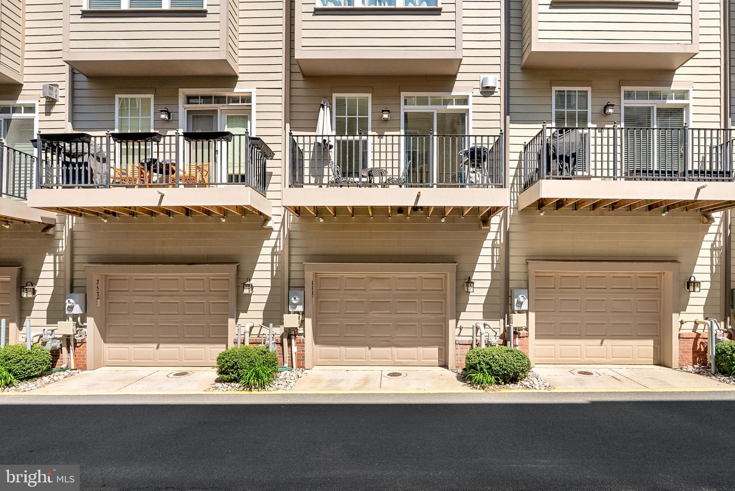 259 CRESCENT STATION TER SE, LEESBURG, Virginia 20175, 3 Bedrooms Bedrooms, ,3 BathroomsBathrooms,Residential,For sale,259 CRESCENT STATION TER SE,VALO2095494 MLS # VALO2095494