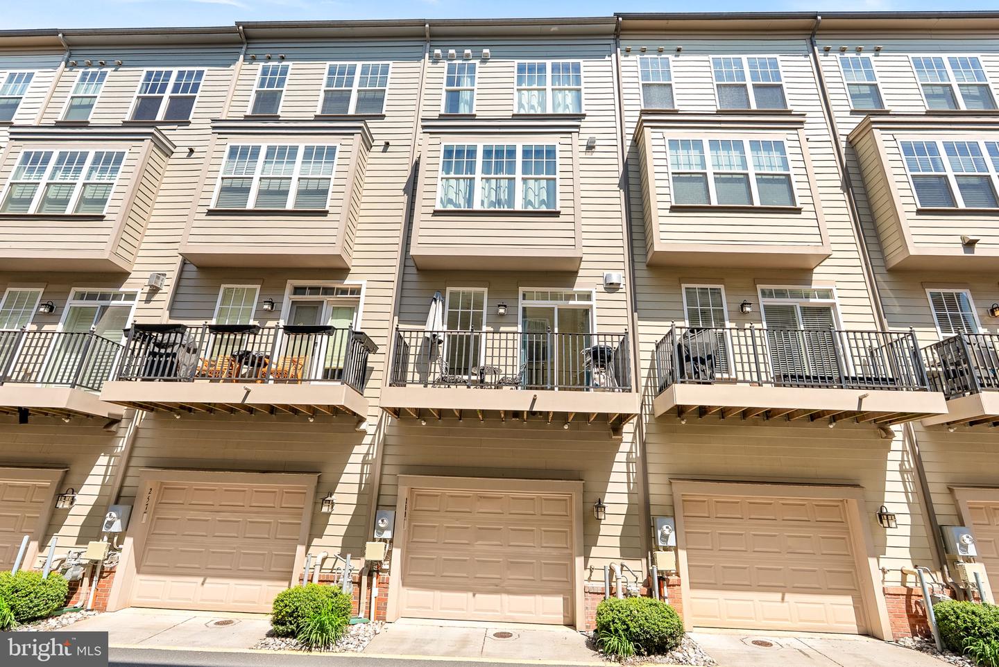 259 CRESCENT STATION TER SE, LEESBURG, Virginia 20175, 3 Bedrooms Bedrooms, ,3 BathroomsBathrooms,Residential,For sale,259 CRESCENT STATION TER SE,VALO2095494 MLS # VALO2095494