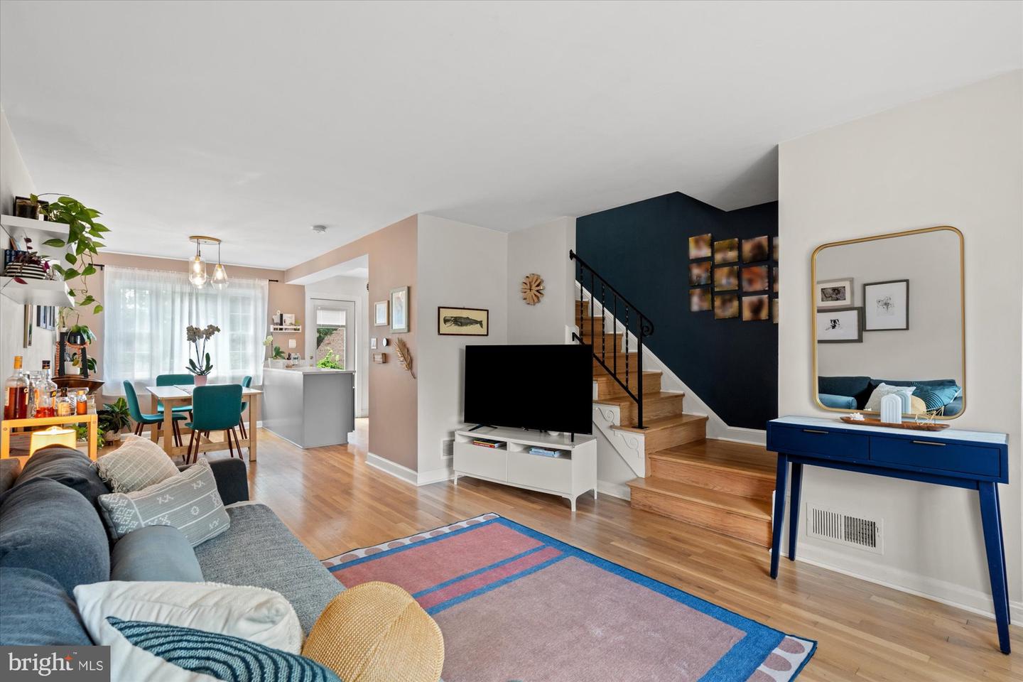 1705 N CLIFF ST, ALEXANDRIA, Virginia 22301, 2 Bedrooms Bedrooms, ,2 BathroomsBathrooms,Residential,For sale,1705 N CLIFF ST,VAAX2044920 MLS # VAAX2044920