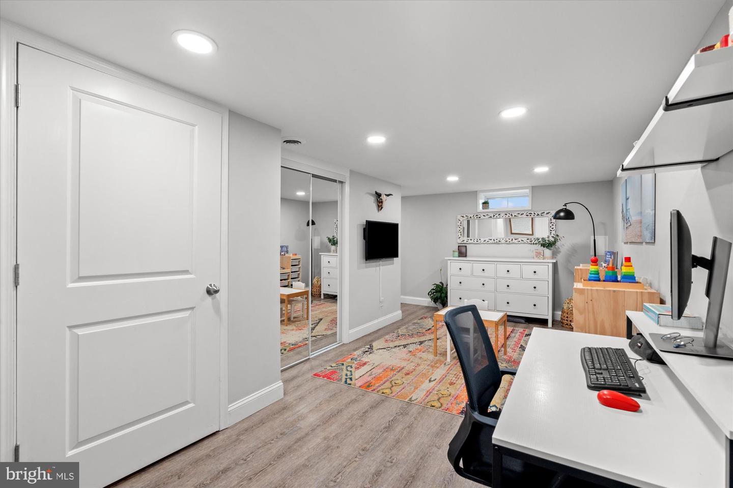 1705 N CLIFF ST, ALEXANDRIA, Virginia 22301, 2 Bedrooms Bedrooms, ,2 BathroomsBathrooms,Residential,For sale,1705 N CLIFF ST,VAAX2044920 MLS # VAAX2044920