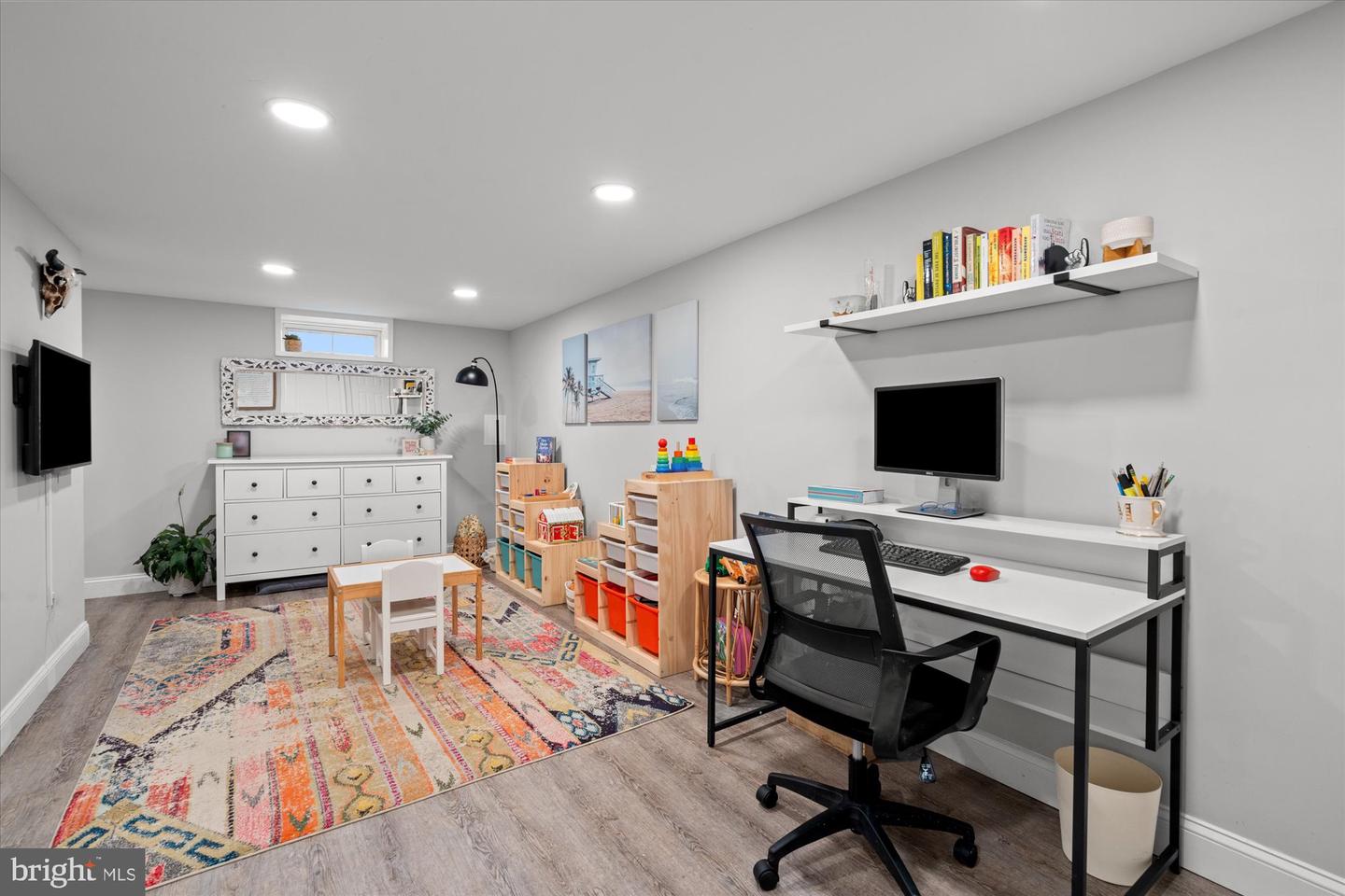 1705 N CLIFF ST, ALEXANDRIA, Virginia 22301, 2 Bedrooms Bedrooms, ,2 BathroomsBathrooms,Residential,For sale,1705 N CLIFF ST,VAAX2044920 MLS # VAAX2044920