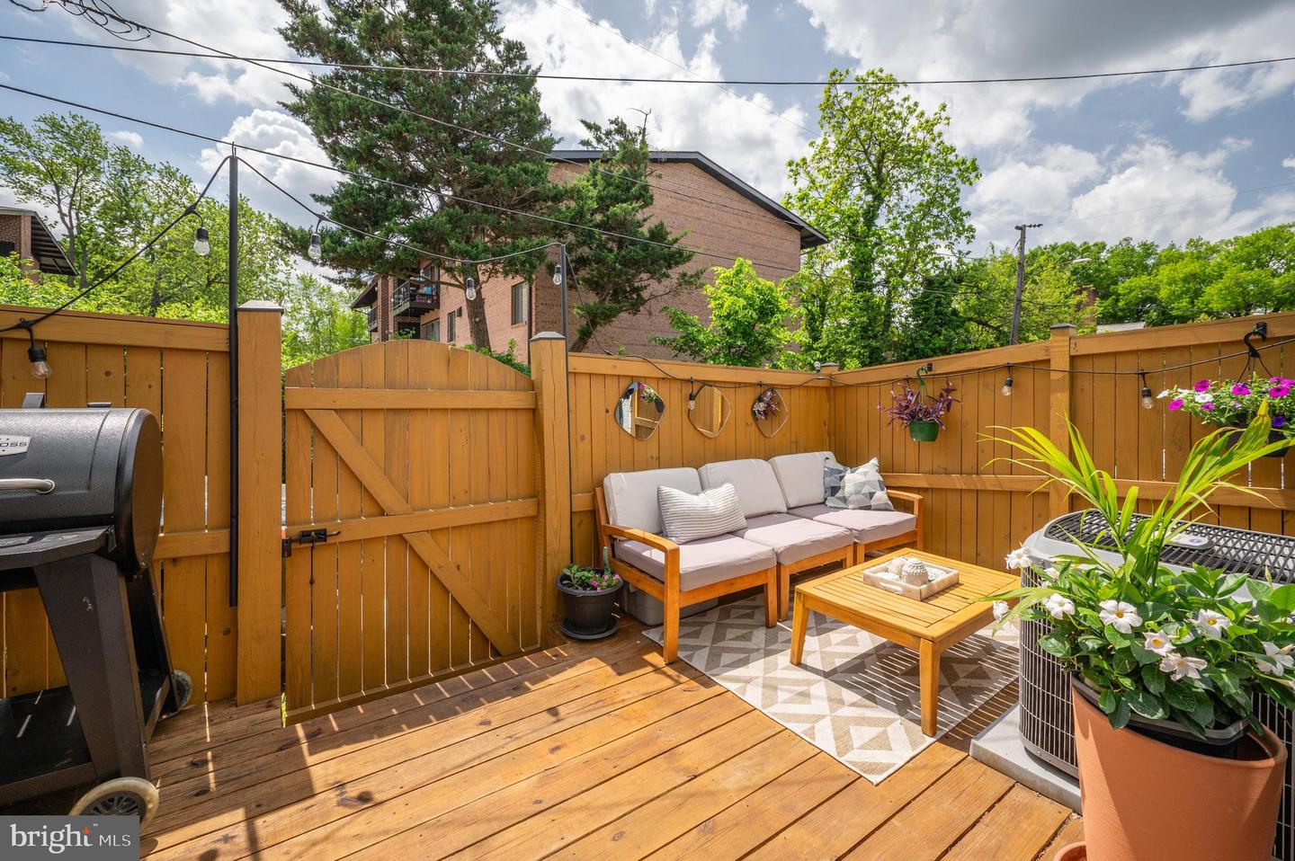 1705 N CLIFF ST, ALEXANDRIA, Virginia 22301, 2 Bedrooms Bedrooms, ,2 BathroomsBathrooms,Residential,For sale,1705 N CLIFF ST,VAAX2044920 MLS # VAAX2044920