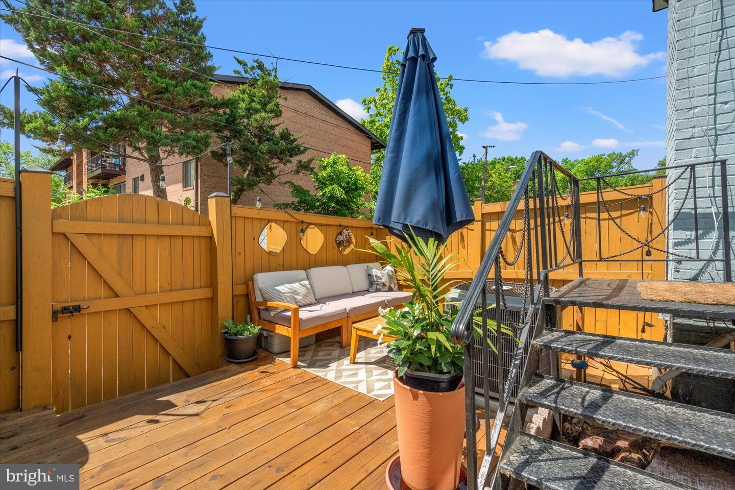 1705 N CLIFF ST, ALEXANDRIA, Virginia 22301, 2 Bedrooms Bedrooms, ,2 BathroomsBathrooms,Residential,For sale,1705 N CLIFF ST,VAAX2044920 MLS # VAAX2044920