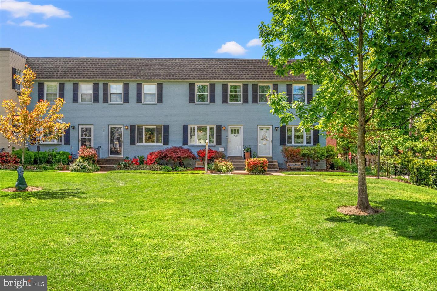 1705 N CLIFF ST, ALEXANDRIA, Virginia 22301, 2 Bedrooms Bedrooms, ,2 BathroomsBathrooms,Residential,For sale,1705 N CLIFF ST,VAAX2044920 MLS # VAAX2044920