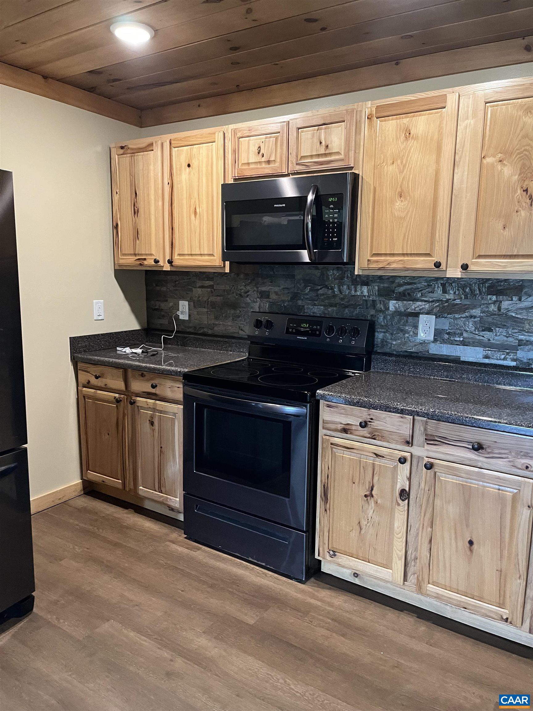 1507 HEWITT RD, SWOOPE, Virginia 24479, 3 Bedrooms Bedrooms, ,1 BathroomBathrooms,Residential,1507 HEWITT RD,664376 MLS # 664376