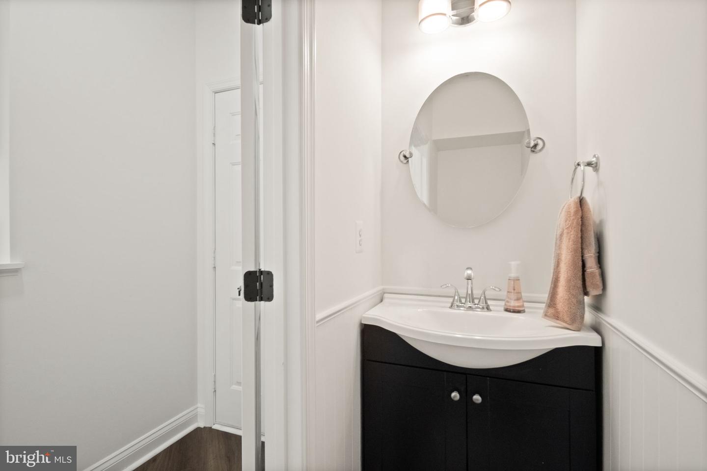 902 SANTMYER DR SE, LEESBURG, Virginia 20175, 5 Bedrooms Bedrooms, ,3 BathroomsBathrooms,Residential,For sale,902 SANTMYER DR SE,VALO2095538 MLS # VALO2095538