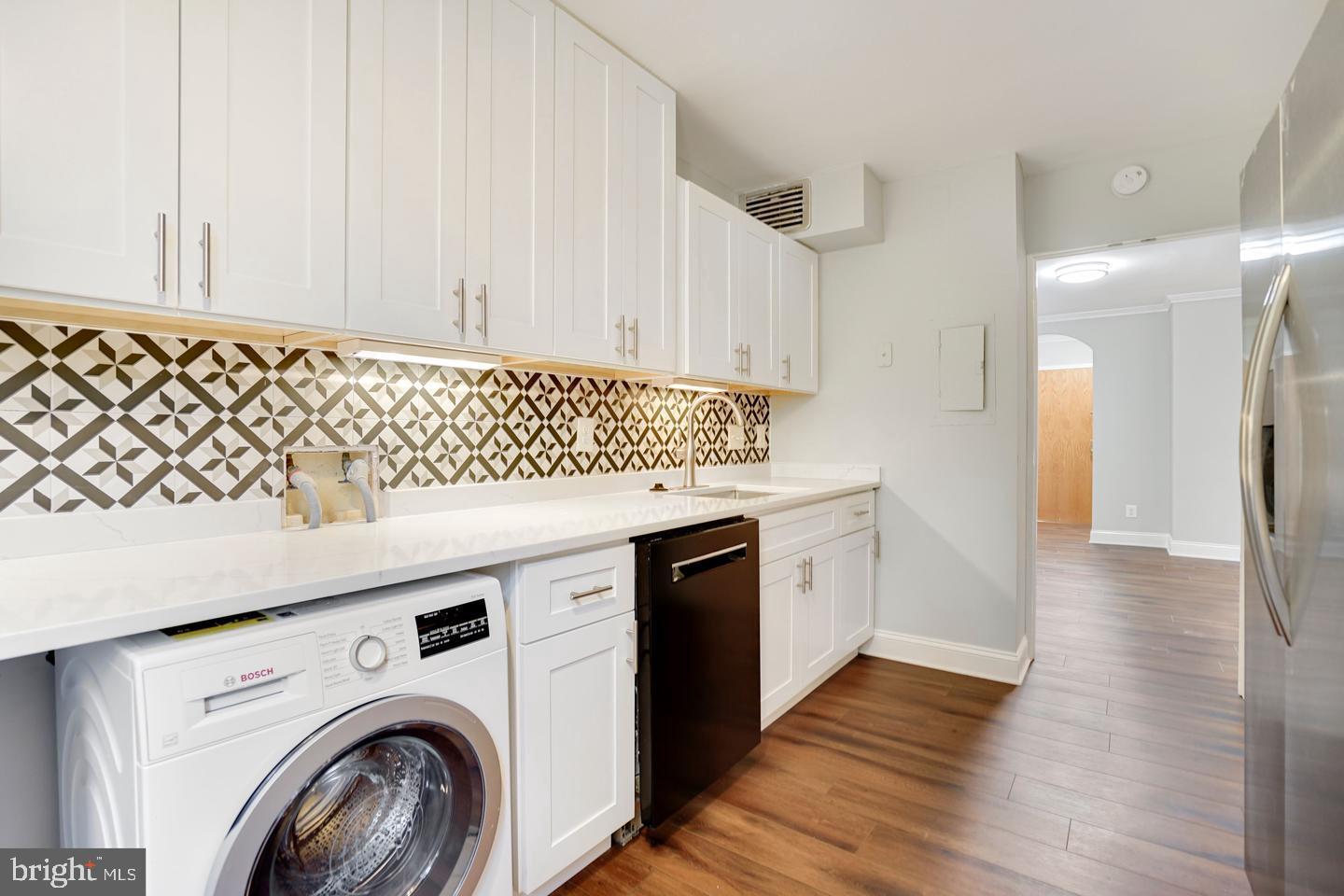 1800 OLD MEADOW RD #113, MCLEAN, Virginia 22102, 2 Bedrooms Bedrooms, ,2 BathroomsBathrooms,Residential,For sale,1800 OLD MEADOW RD #113,VAFX2238654 MLS # VAFX2238654