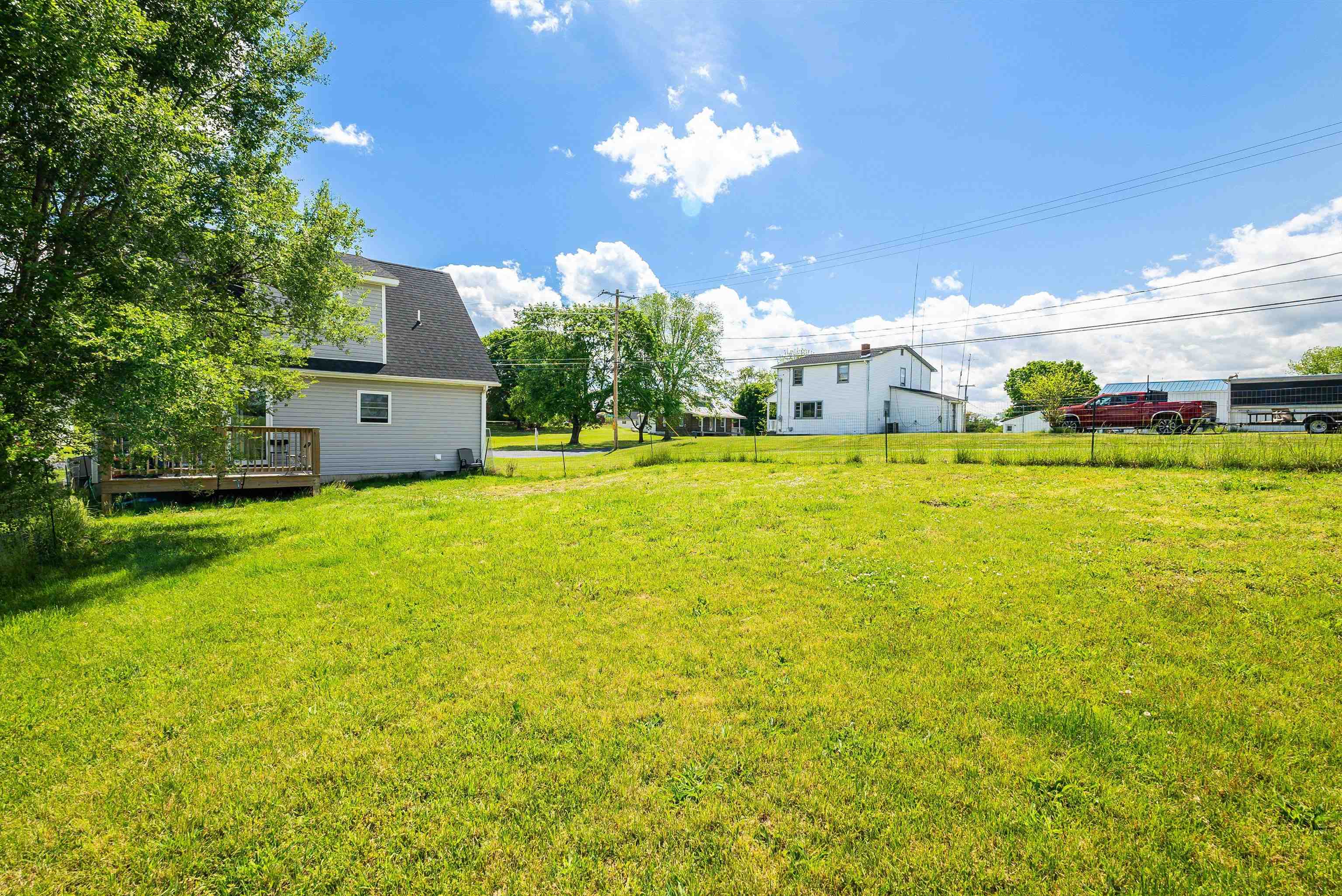250 W WASHINGTON AVE, ELKTON, Virginia 22827, 3 Bedrooms Bedrooms, ,2 BathroomsBathrooms,Residential,250 W WASHINGTON AVE,664378 MLS # 664378