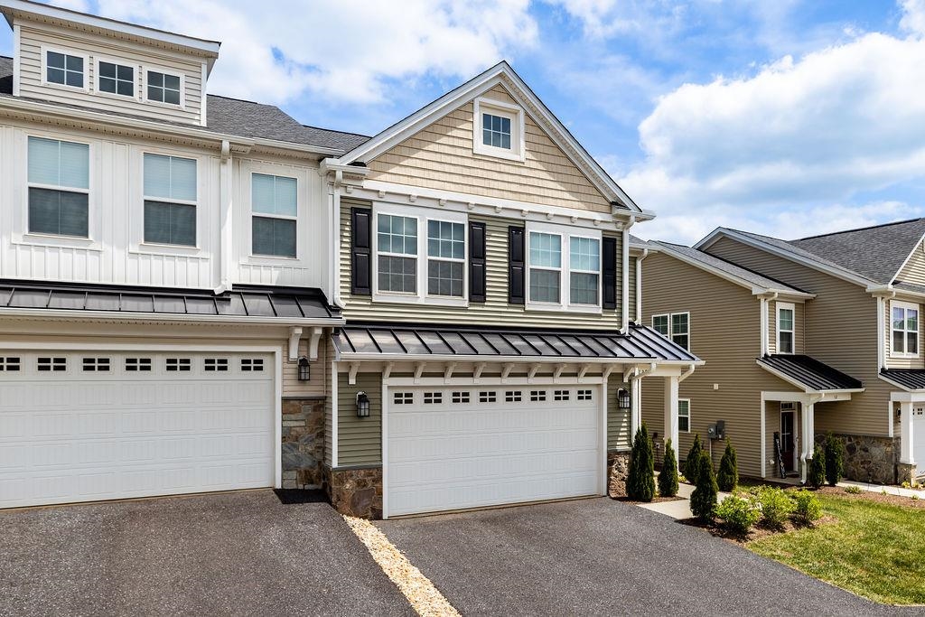 120 RIDGELINE DR, WAYNESBORO, Virginia 22980, 3 Bedrooms Bedrooms, ,2 BathroomsBathrooms,Residential,120 RIDGELINE DR,664380 MLS # 664380