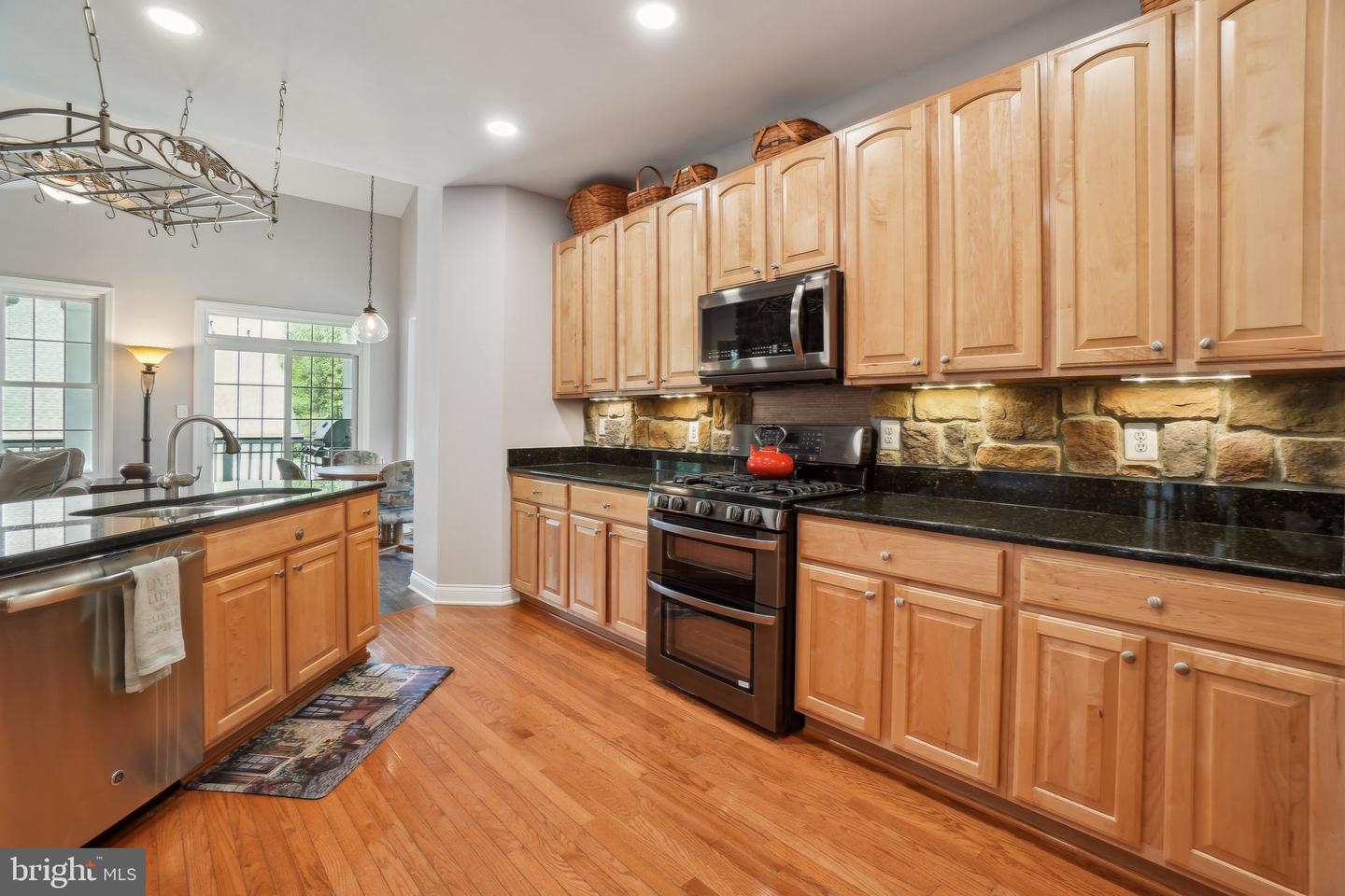 13882 CINCH LN, GAINESVILLE, Virginia 20155, 3 Bedrooms Bedrooms, ,3 BathroomsBathrooms,Residential,For sale,13882 CINCH LN,VAPW2094008 MLS # VAPW2094008
