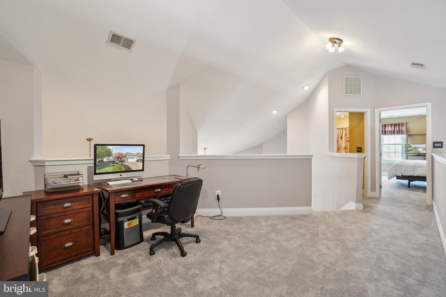 13882 CINCH LN, GAINESVILLE, Virginia 20155, 3 Bedrooms Bedrooms, ,3 BathroomsBathrooms,Residential,For sale,13882 CINCH LN,VAPW2094008 MLS # VAPW2094008