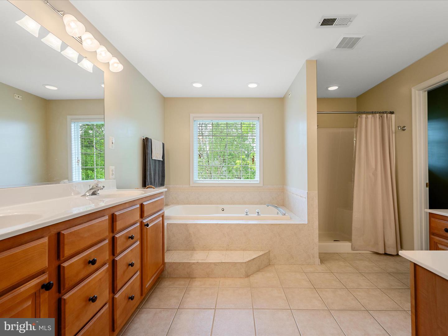 126 BOYDTON PLANK DR, STEPHENS CITY, Virginia 22655, 4 Bedrooms Bedrooms, ,3 BathroomsBathrooms,Residential,For sale,126 BOYDTON PLANK DR,VAFV2033930 MLS # VAFV2033930